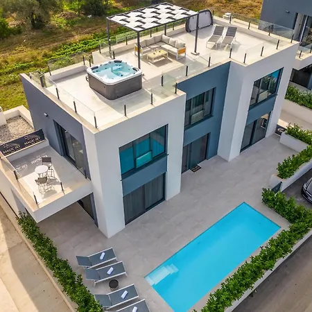 Gorgeous In Сasa de vacaciones