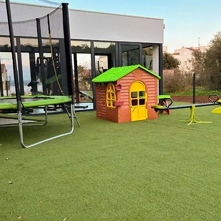 Gorgeous In Prázdninový dům Pašman