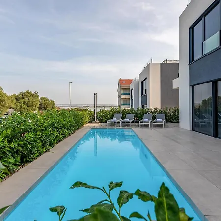 Nyaraló Gorgeous In Pašman