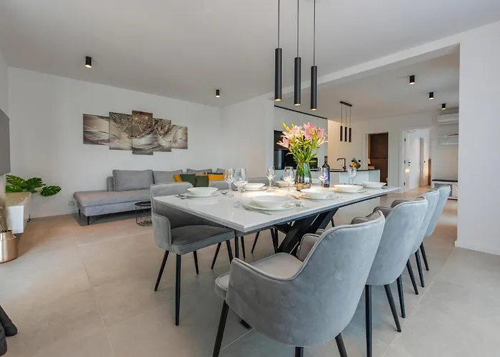 Gorgeous In Nyaraló