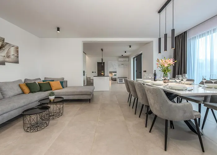 Gorgeous In * Pašman