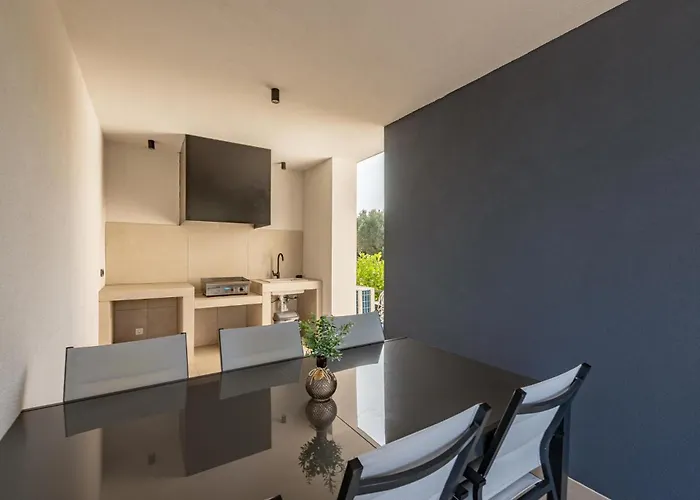 Gorgeous In * Pašman