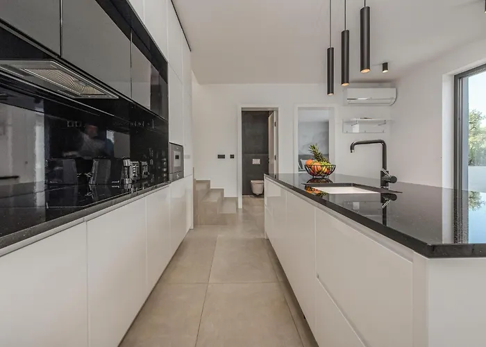 Gorgeous In Nyaraló