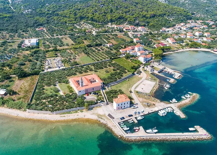 Nyaraló Gorgeous In Pašman