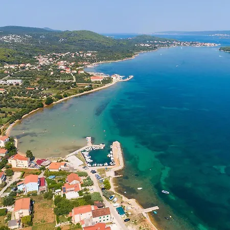 Gorgeous In Tatil Evi *